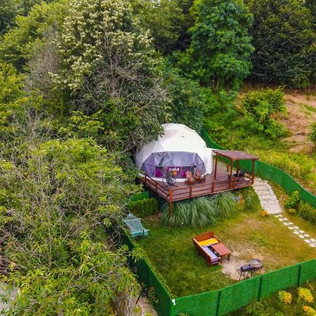 فندق Me-Ga Glamping سبانجا المظهر الخارجي الصورة